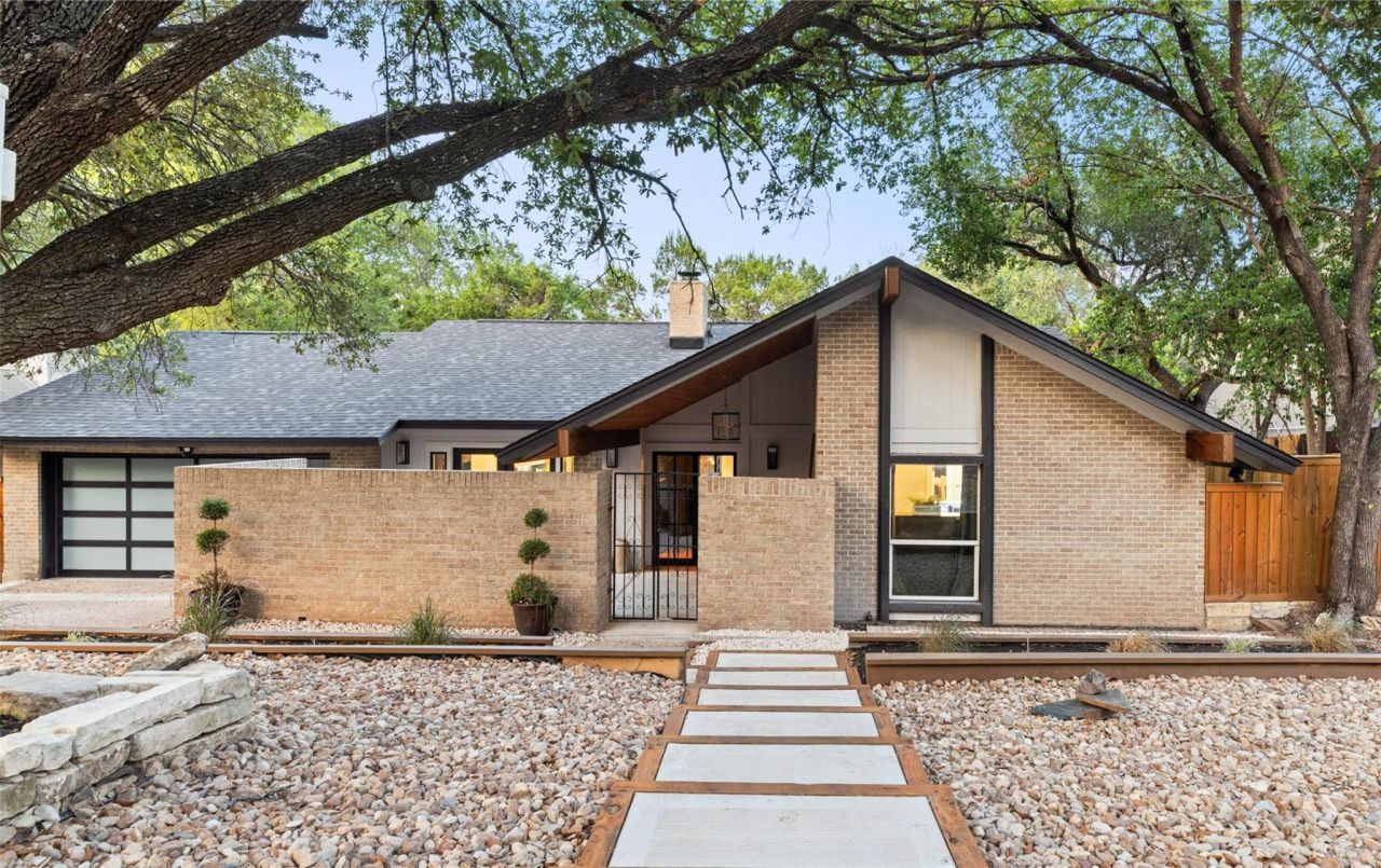 6303 Shadow Valley Dr, Austin, TX 78731 Main Photo