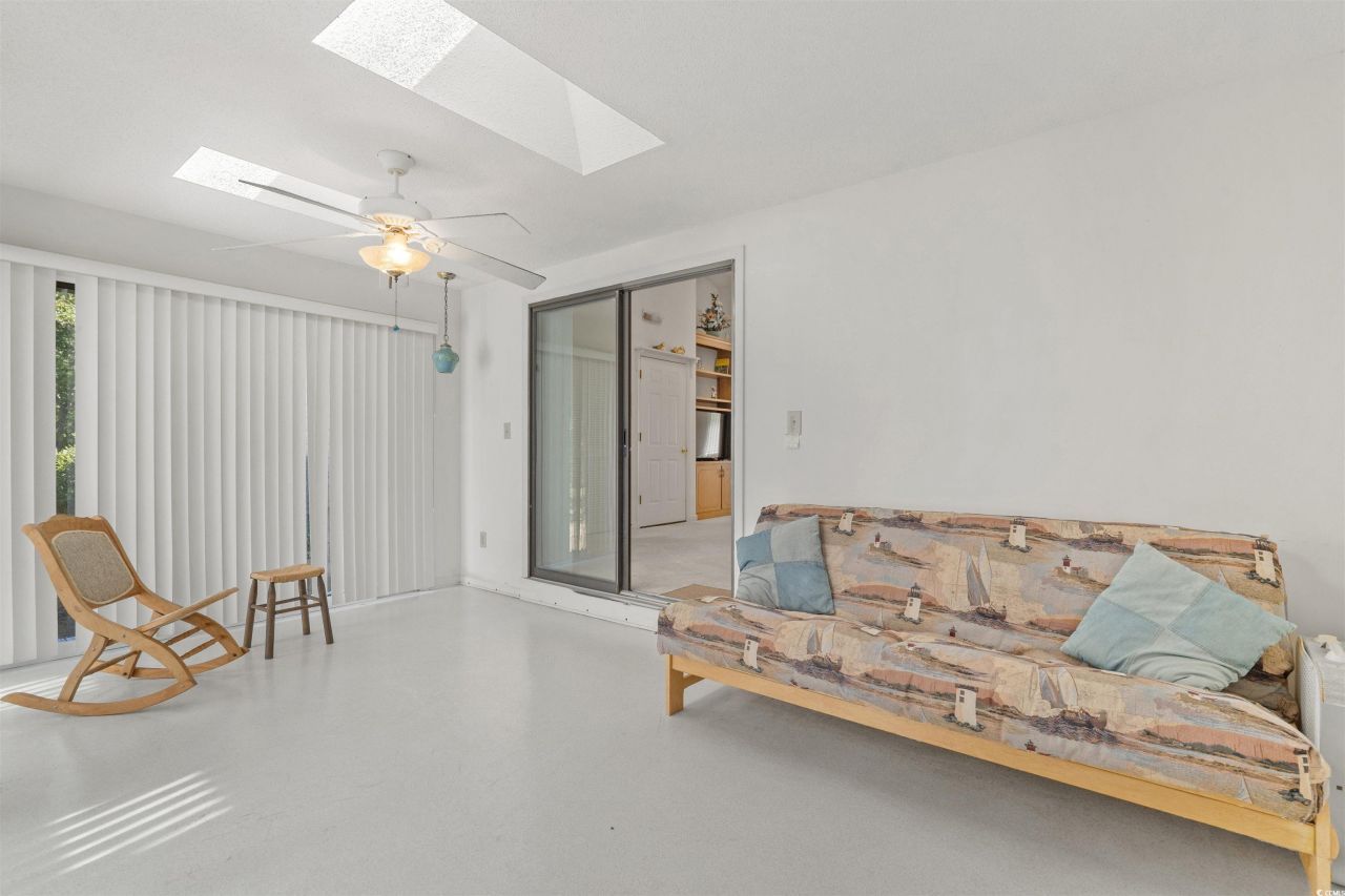 2142 Marion Circle Photo 10