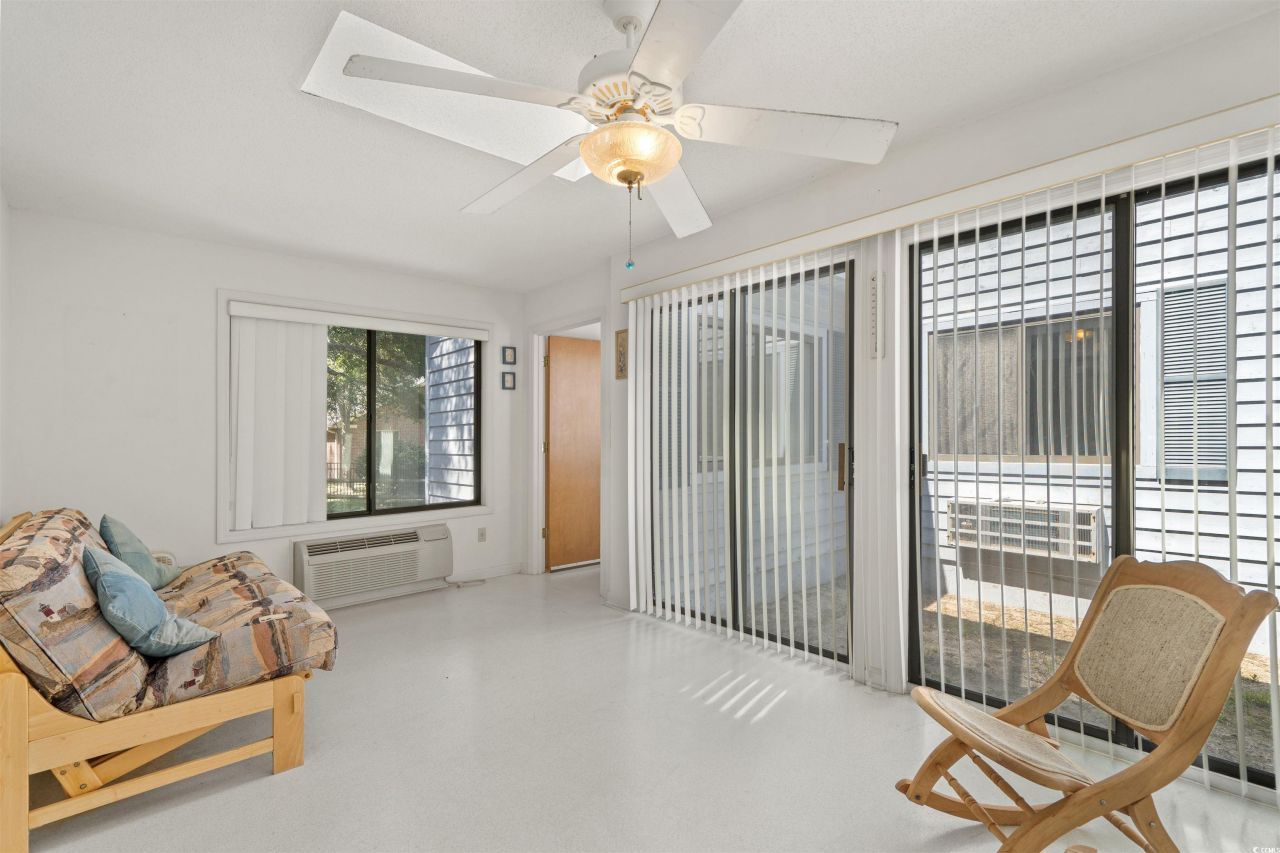 2142 Marion Circle Photo 12