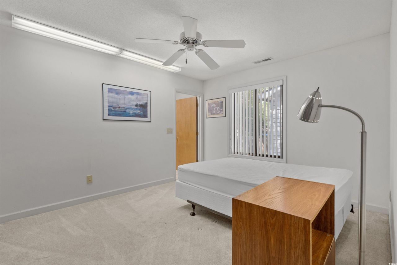 2142 Marion Circle Photo 16