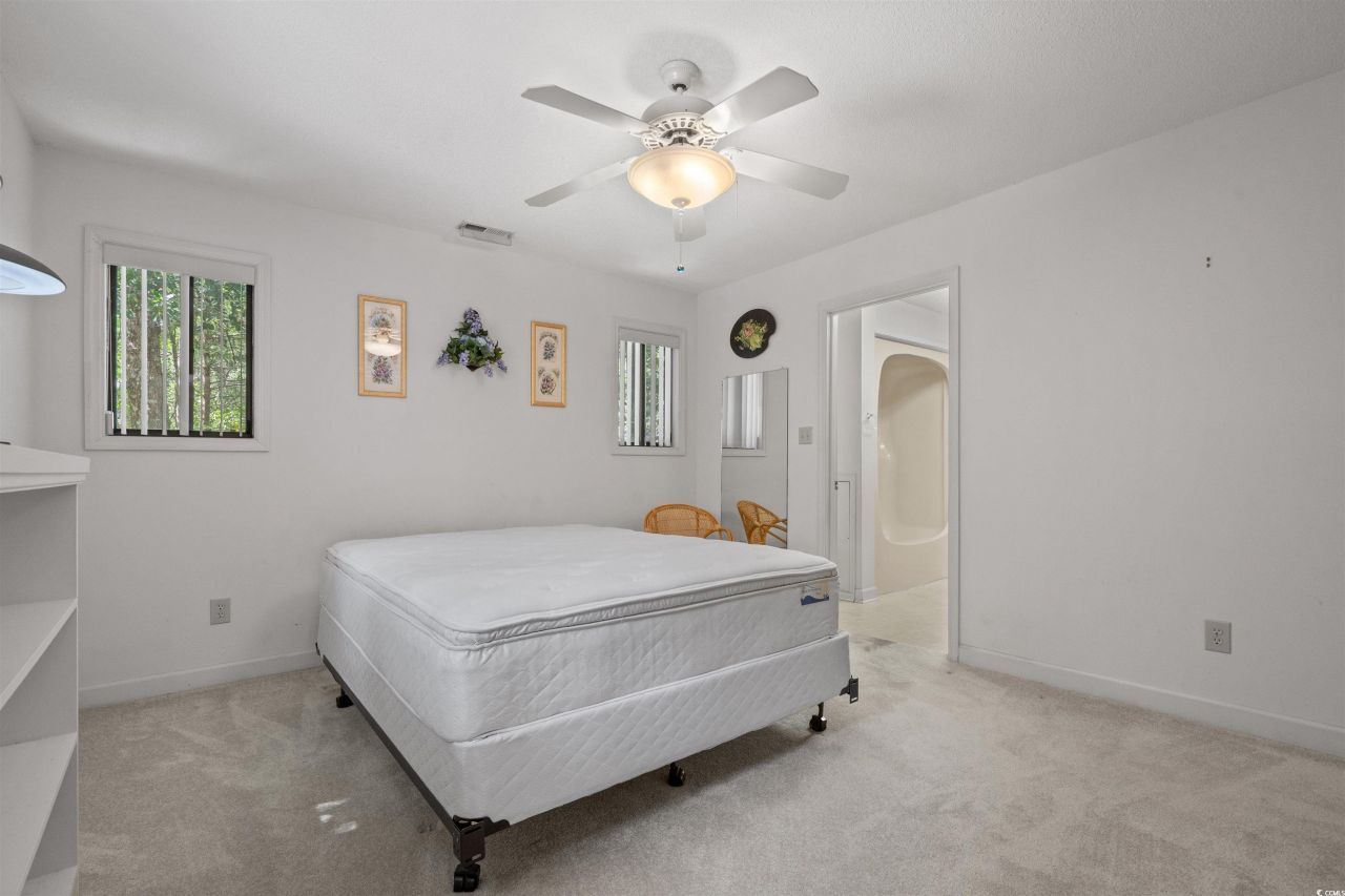 2142 Marion Circle Photo 22