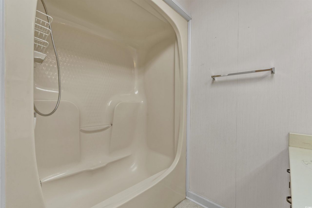 2142 Marion Circle Photo 24