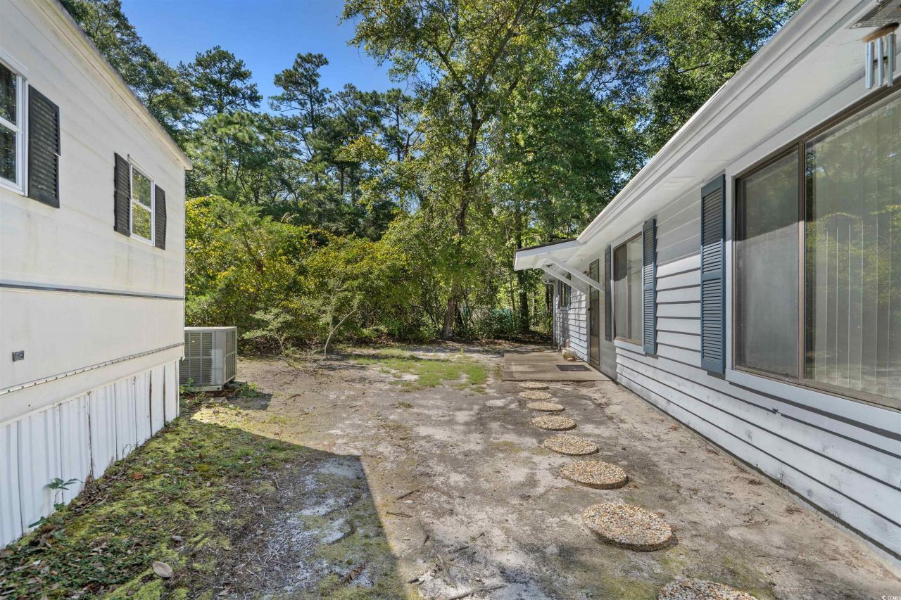 2142 Marion Circle Photo 29