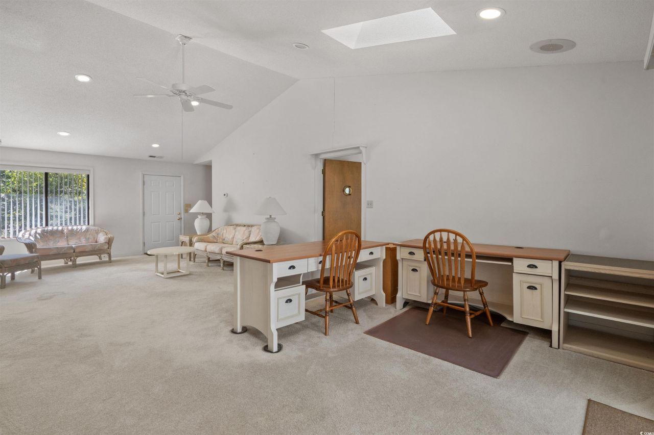 2142 Marion Circle Photo 7