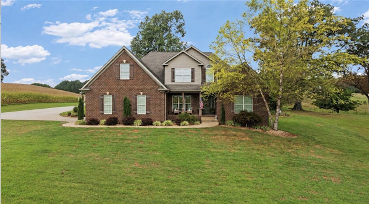 5626 Woodburn Allen Springs Road, Bowling Green, KY 42104 Main Photo