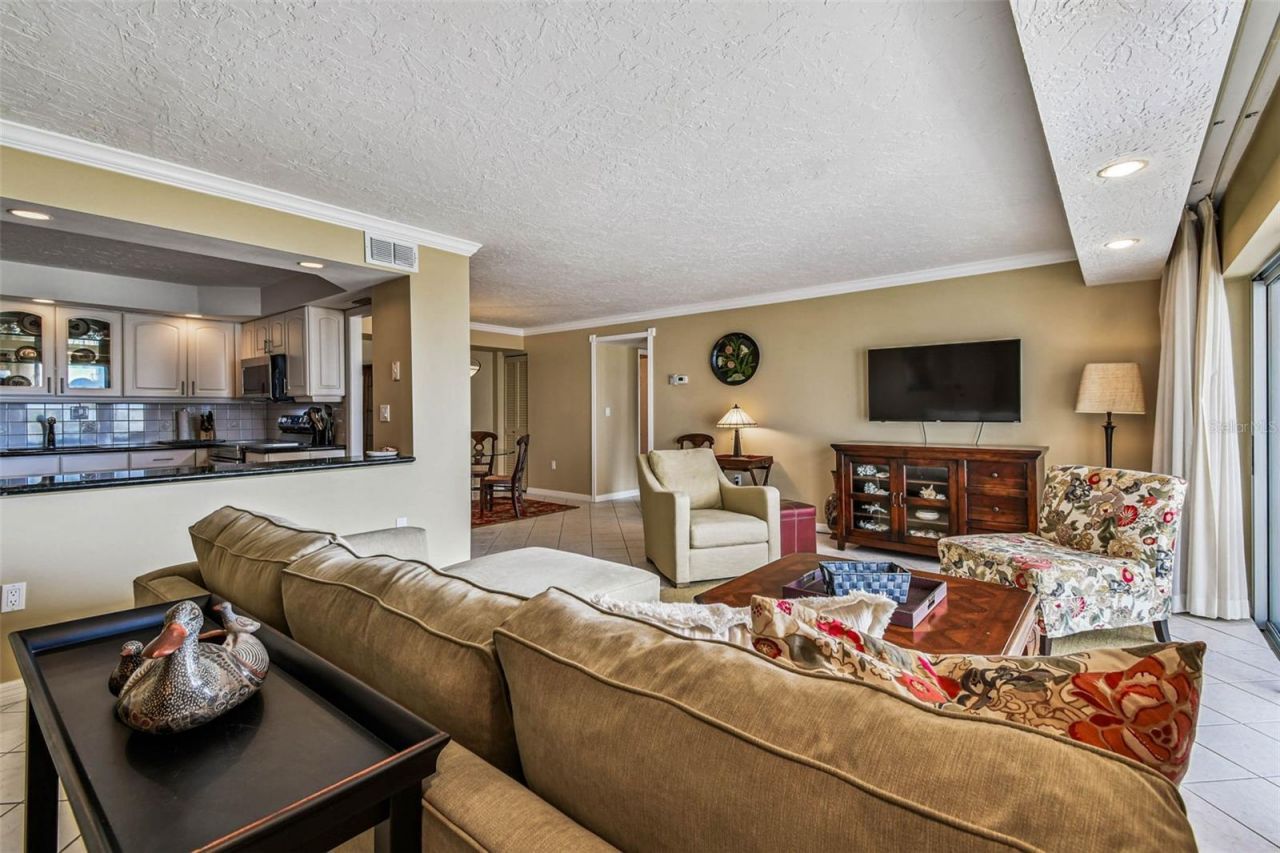 101 Benjamin Franklin Drive, Unit 61, Sarasota, FL 34236 Photo