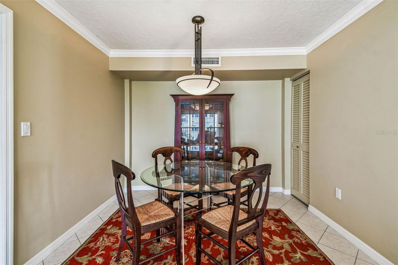 101 Benjamin Franklin Drive, Unit 61, Sarasota, FL 34236 Photo