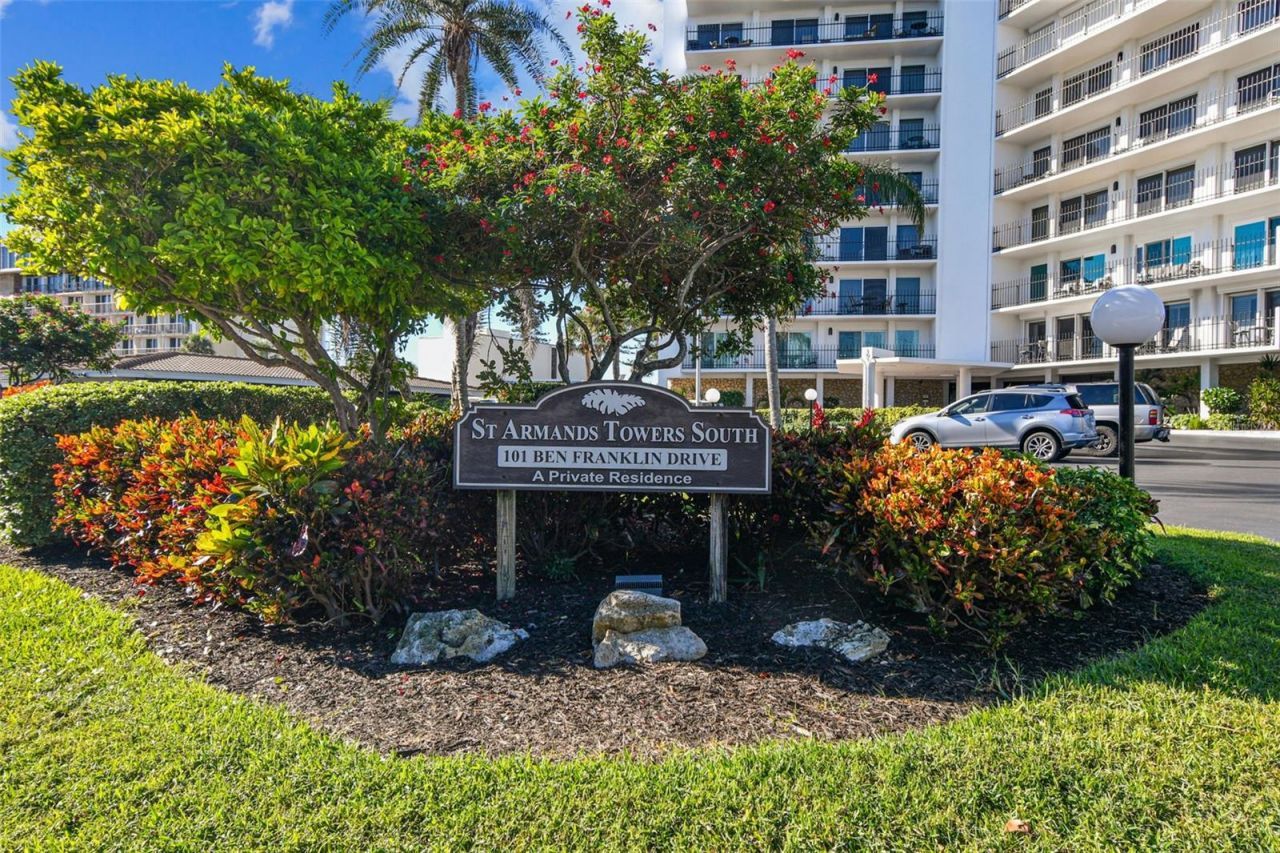 101 Benjamin Franklin Drive, Unit 61, Sarasota, FL 34236 Photo