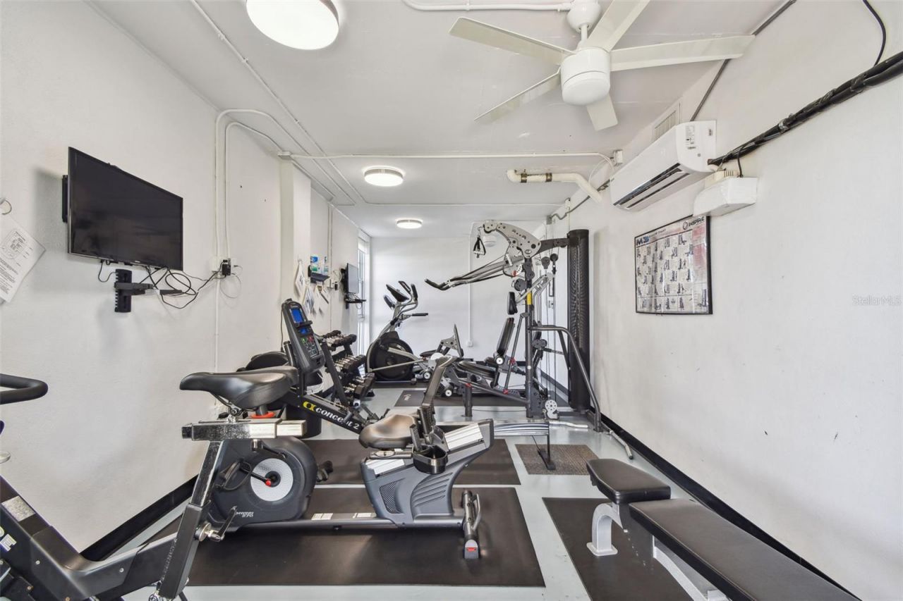 101 Benjamin Franklin Drive, Unit 61, Sarasota, FL 34236 Photo