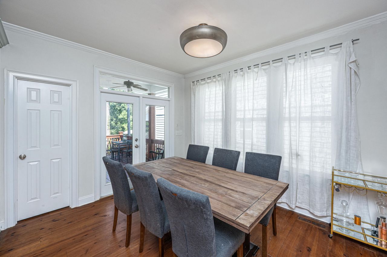 3006 S Shore Drive Photo 13