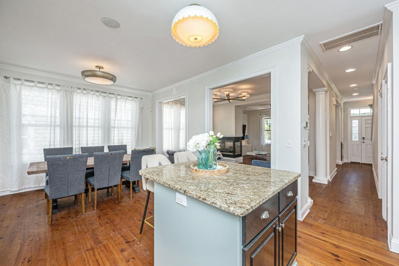 3006 S Shore Drive Photo 17