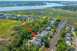 3006 S Shore Drive photo 4