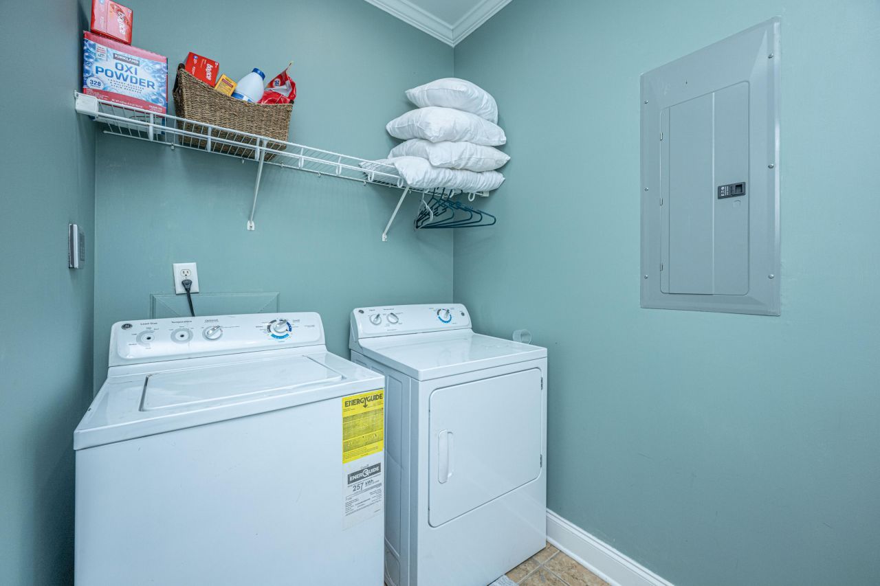 3006 S Shore Drive Photo 32