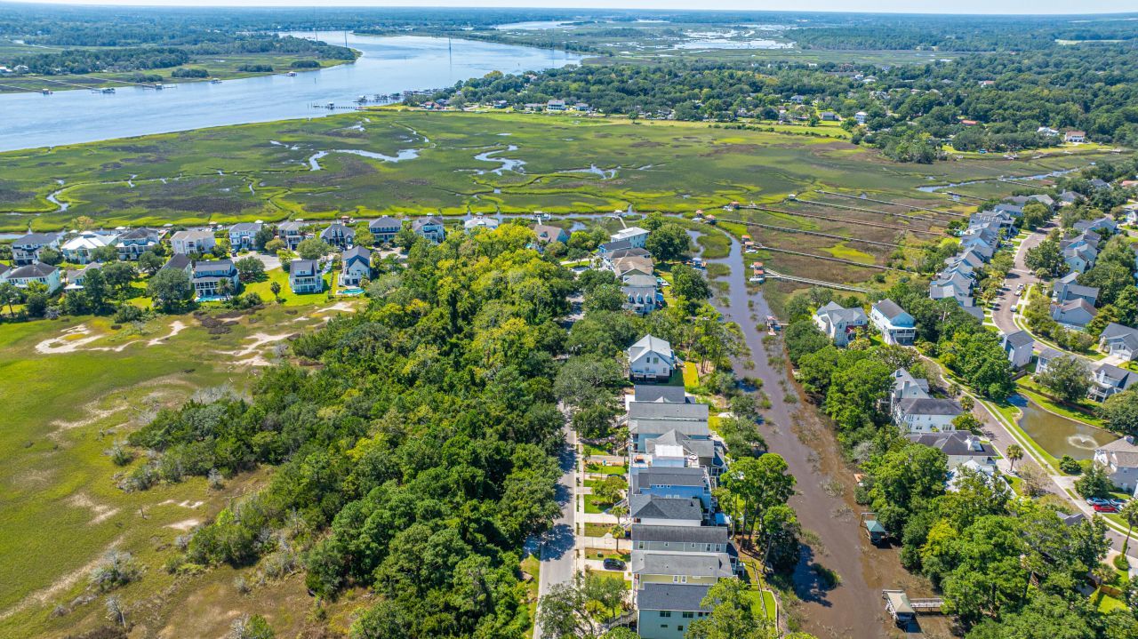 3006 S Shore Drive Photo 45