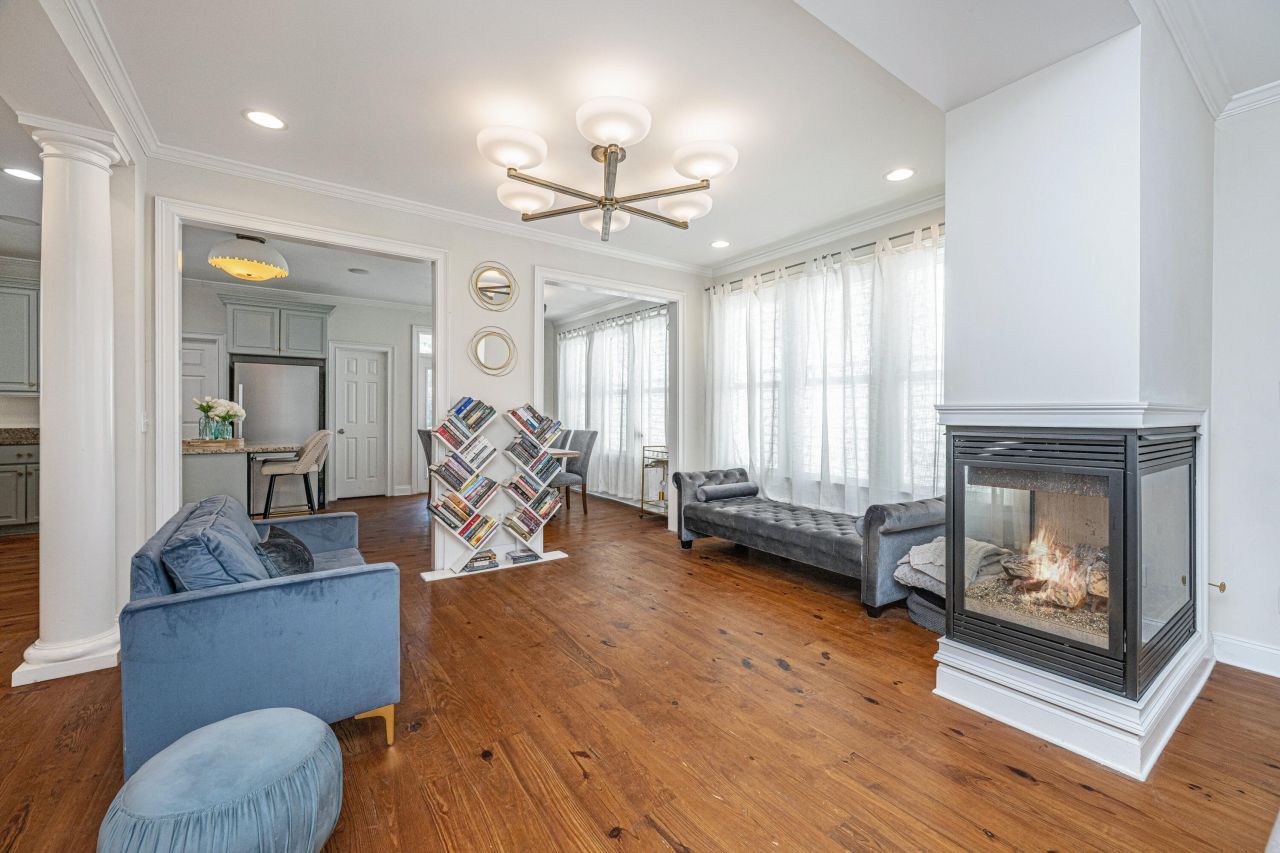 3006 S Shore Drive Photo 5