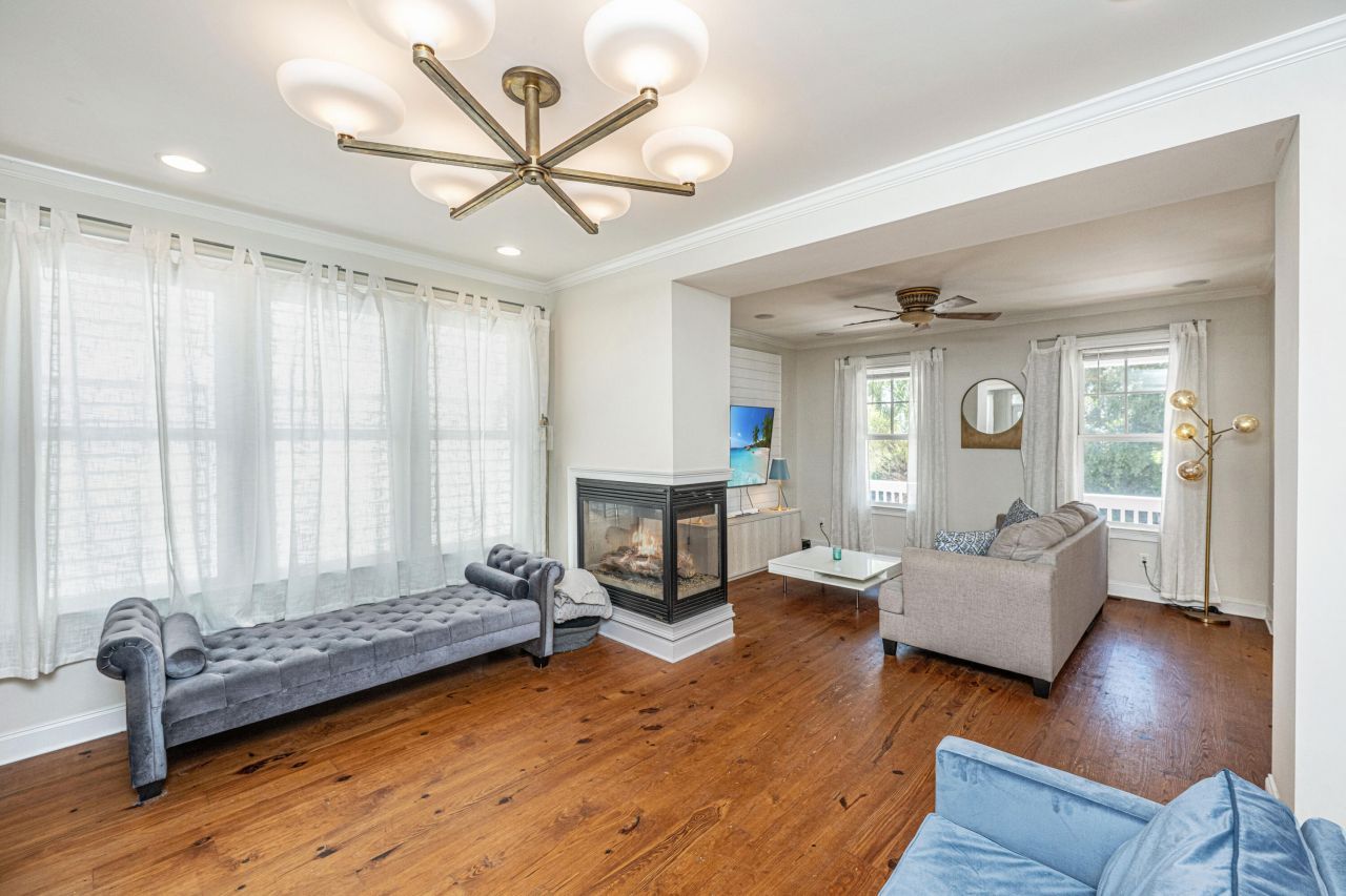 3006 S Shore Drive Photo 9