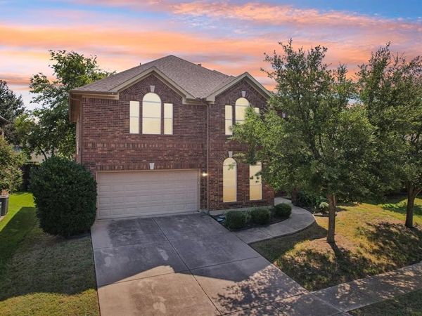 6207 Weaver Drive, Arlington, TX 76001