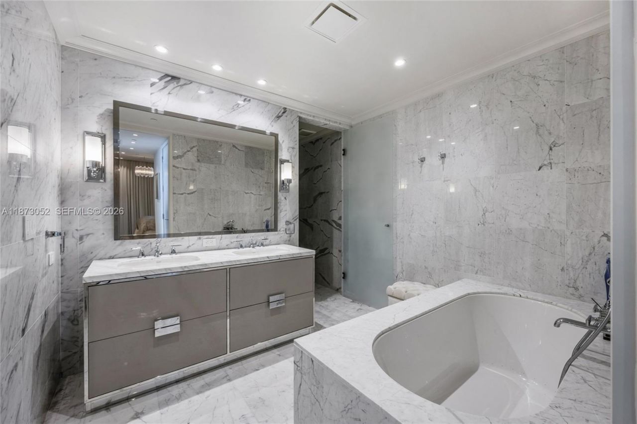 15701 Collins Ave, Unit 902, Sunny Isles Beach, FL 33160 Photo