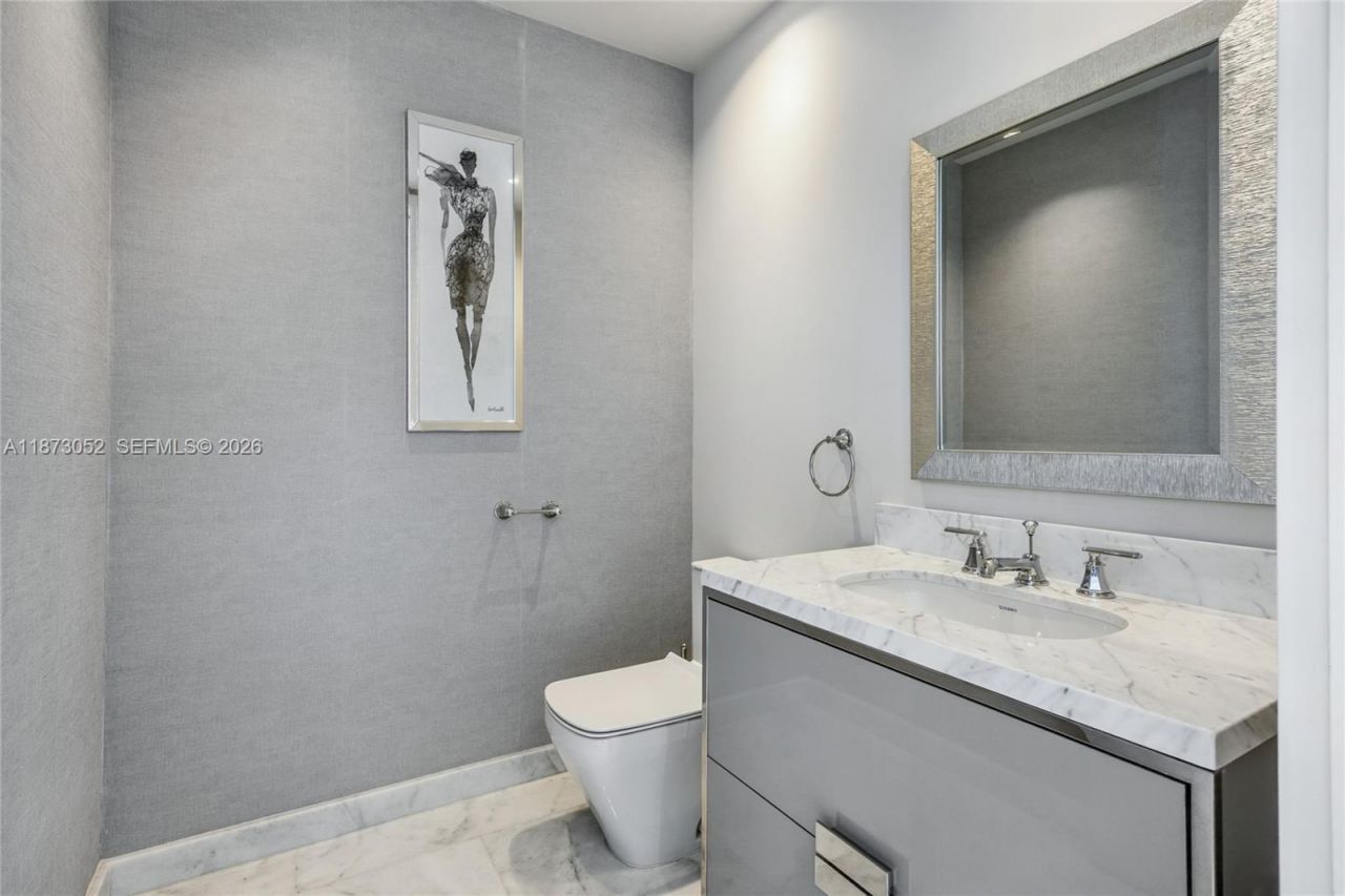 15701 Collins Ave, Unit 902, Sunny Isles Beach, FL 33160 Photo