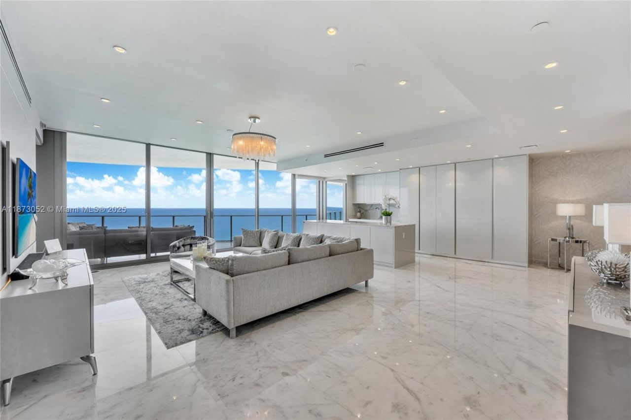 15701 Collins Ave, Unit 902, Sunny Isles Beach, FL 33160 Photo