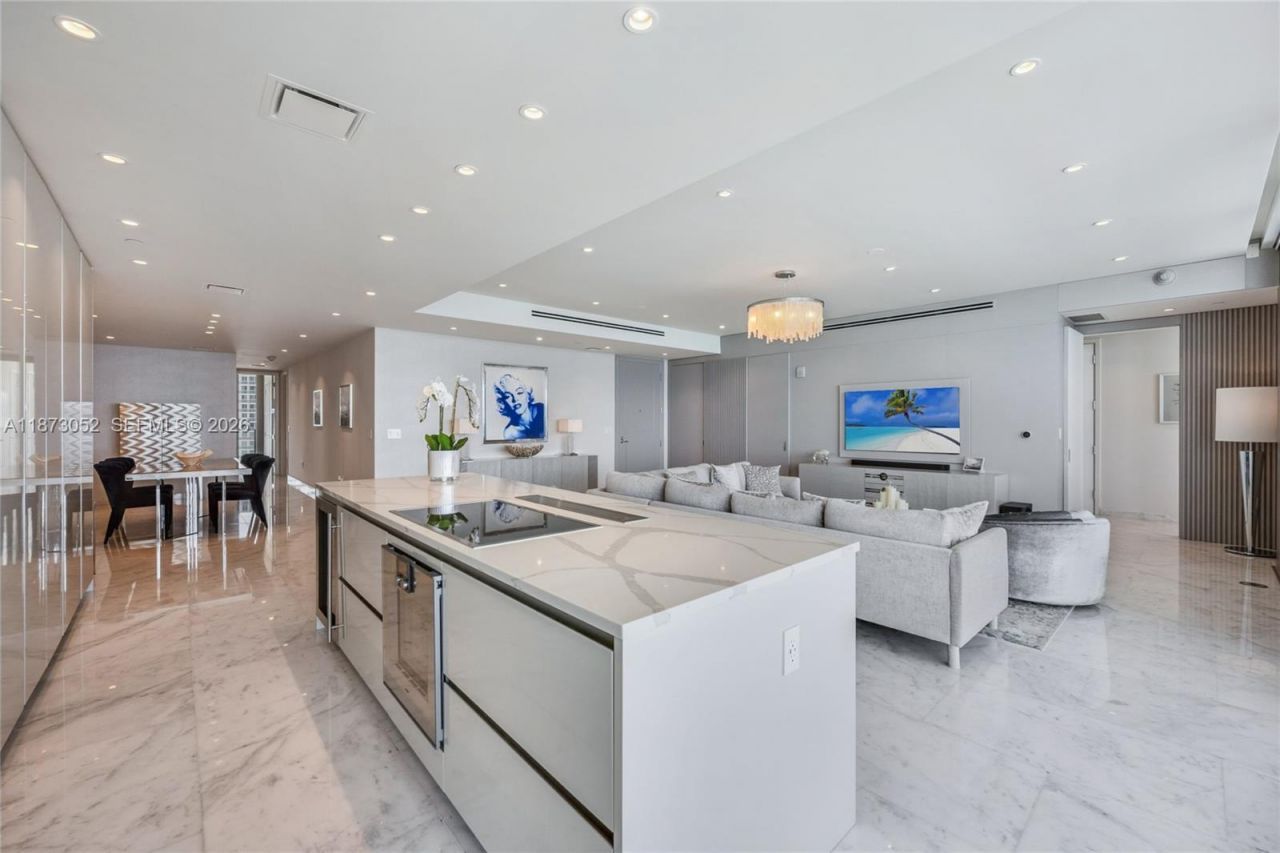 15701 Collins Ave, Unit 902, Sunny Isles Beach, FL 33160 Photo