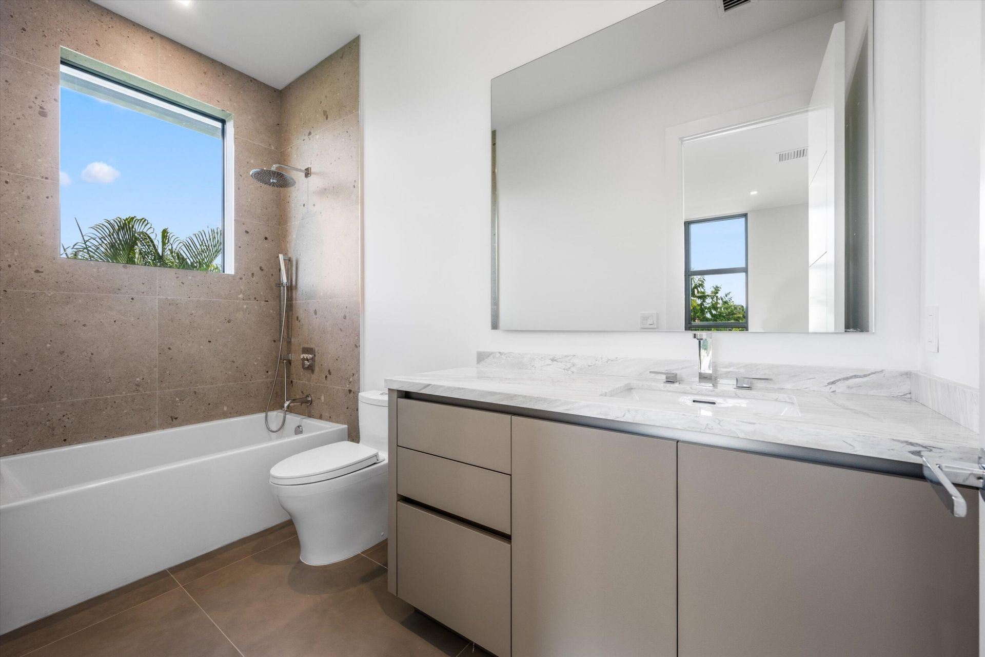 335 NE 5th Street, Boca Raton, FL 33432 Photo