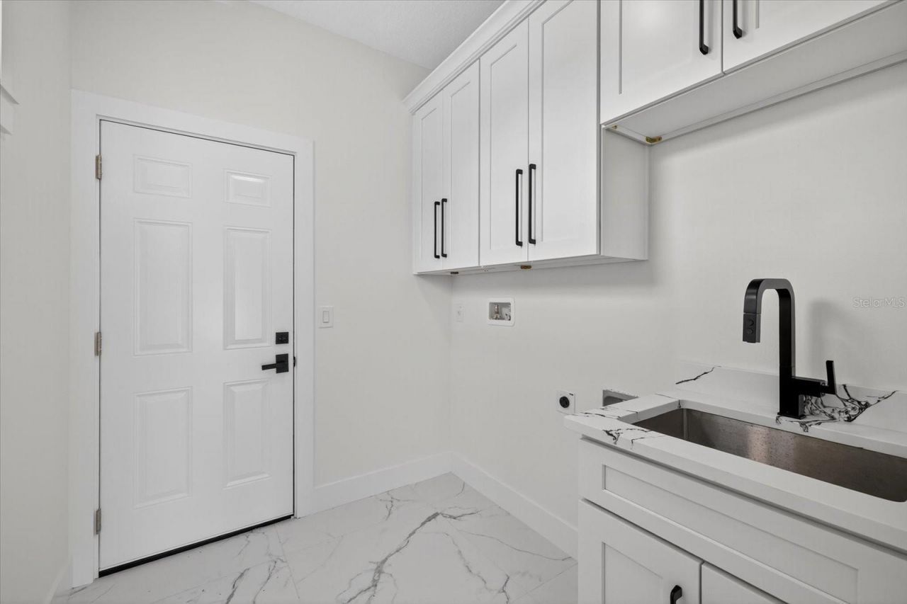 2719 W Saint John Street, Tampa, FL 33607 Photo