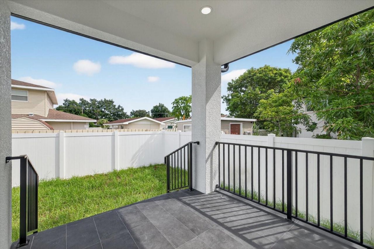 2719 W Saint John Street, Tampa, FL 33607 Photo