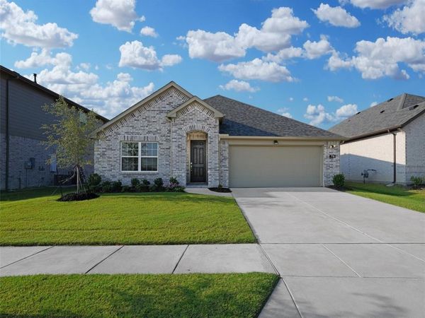 716 Fencerow Trail, Weston, TX 75009