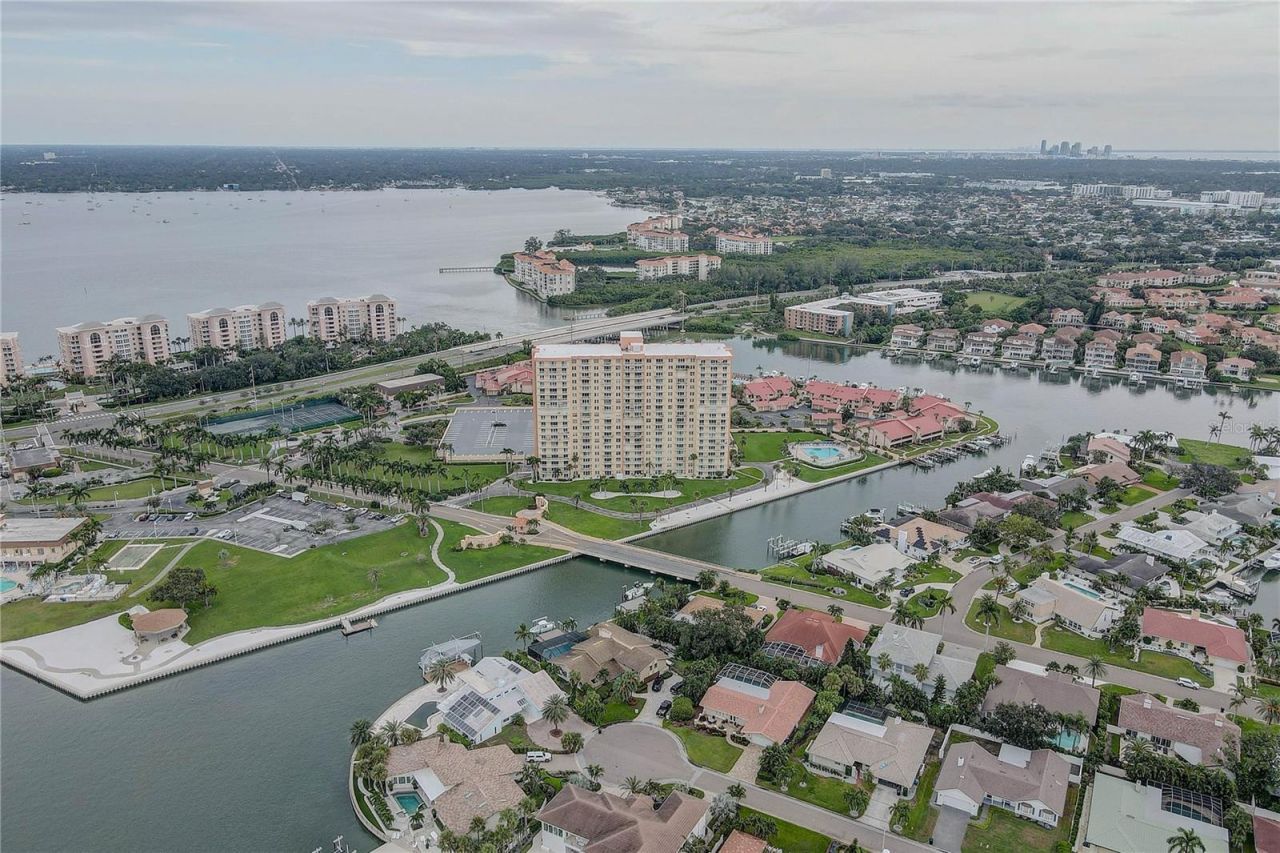 4900 Brittany Drive S, Unit 1409, Saint Petersburg, FL 33715 Photo