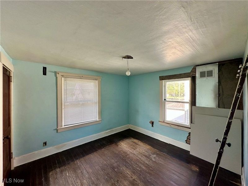 328 Oak Knoll Avenue, Newton Falls, OH 44444 Photo 11