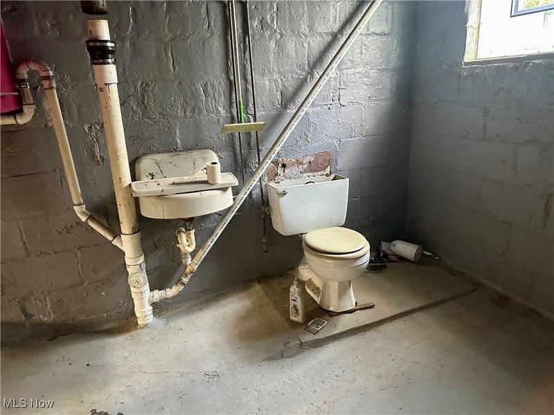 328 Oak Knoll Avenue, Newton Falls, OH 44444 Photo 18