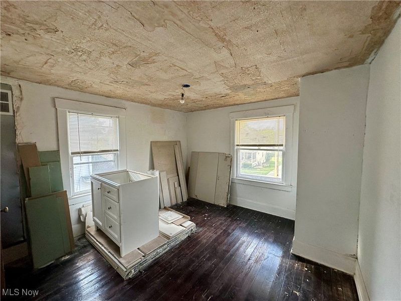 328 Oak Knoll Avenue, Newton Falls, OH 44444 Photo 8