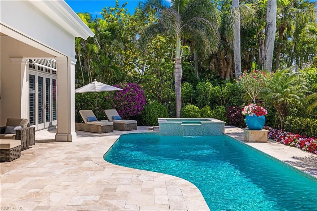 532 Pine Grove Ln, Naples, FL 34103 Photo