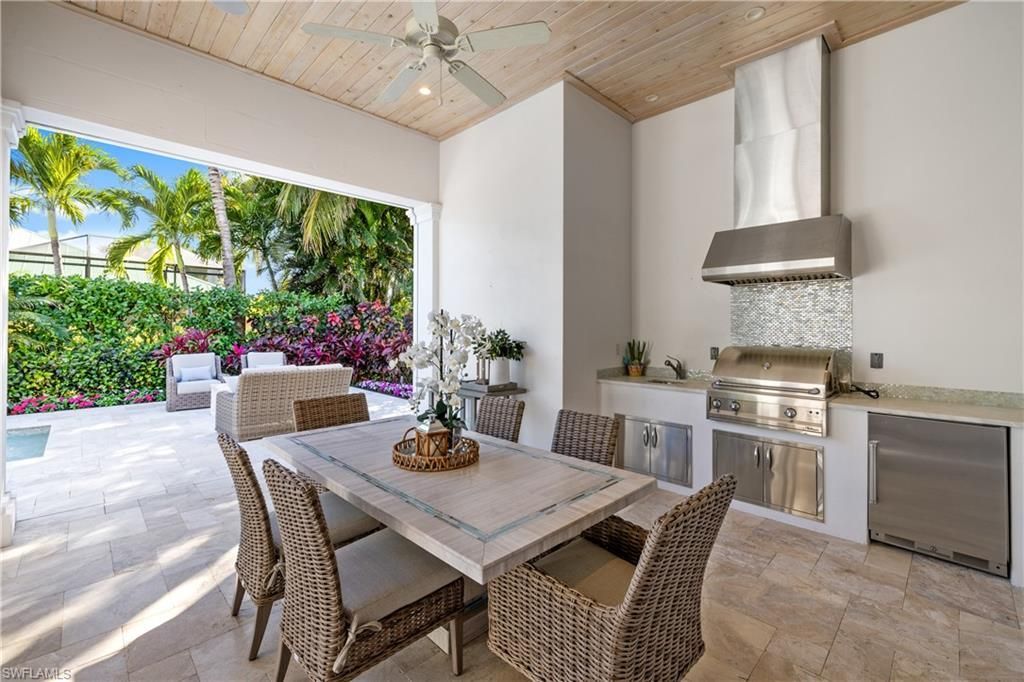 532 Pine Grove Ln, Naples, FL 34103 Photo