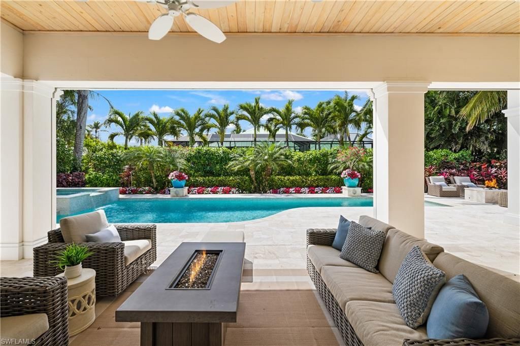 532 Pine Grove Ln, Naples, FL 34103 Photo