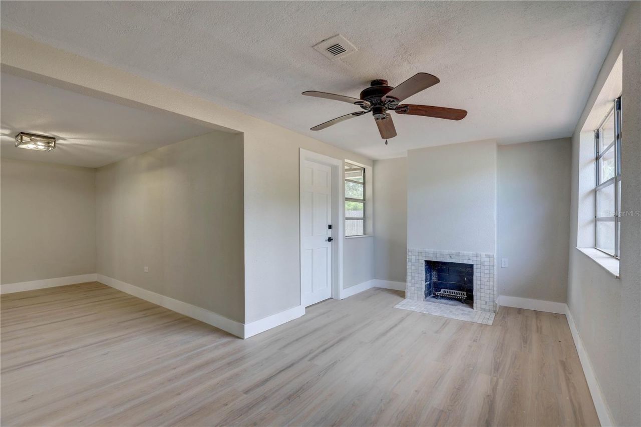 330 83rd Avenue Ne, Saint Petersburg, FL 33702 Photo