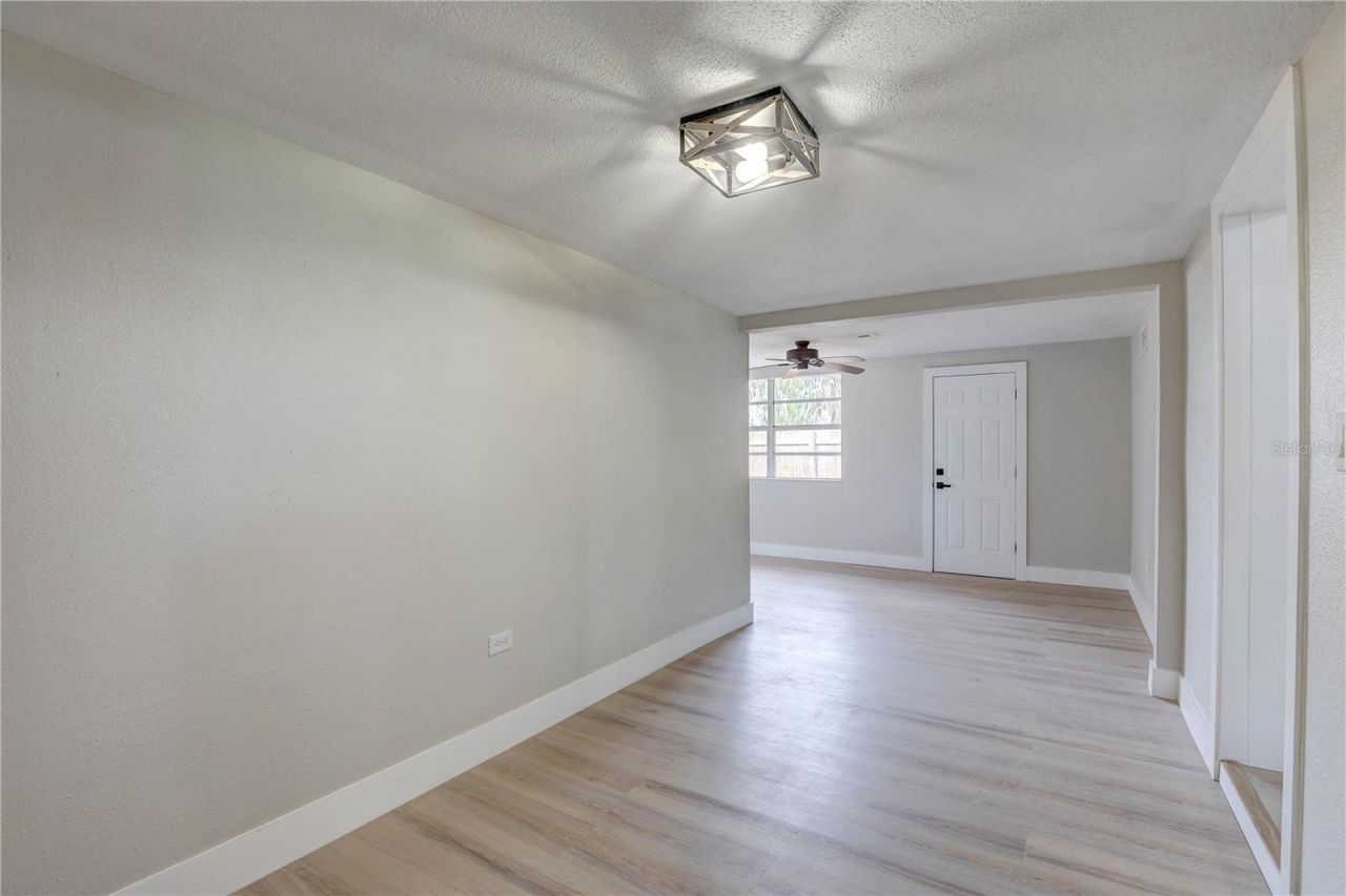 330 83rd Avenue Ne, Saint Petersburg, FL 33702 Photo