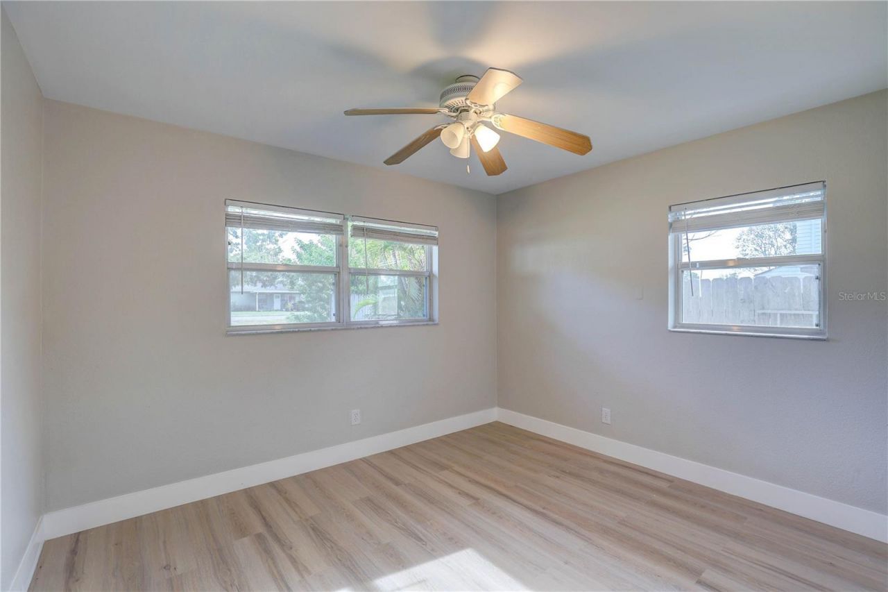 330 83rd Avenue Ne, Saint Petersburg, FL 33702 Photo