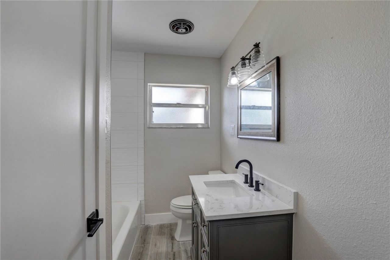 330 83rd Avenue Ne, Saint Petersburg, FL 33702 Photo