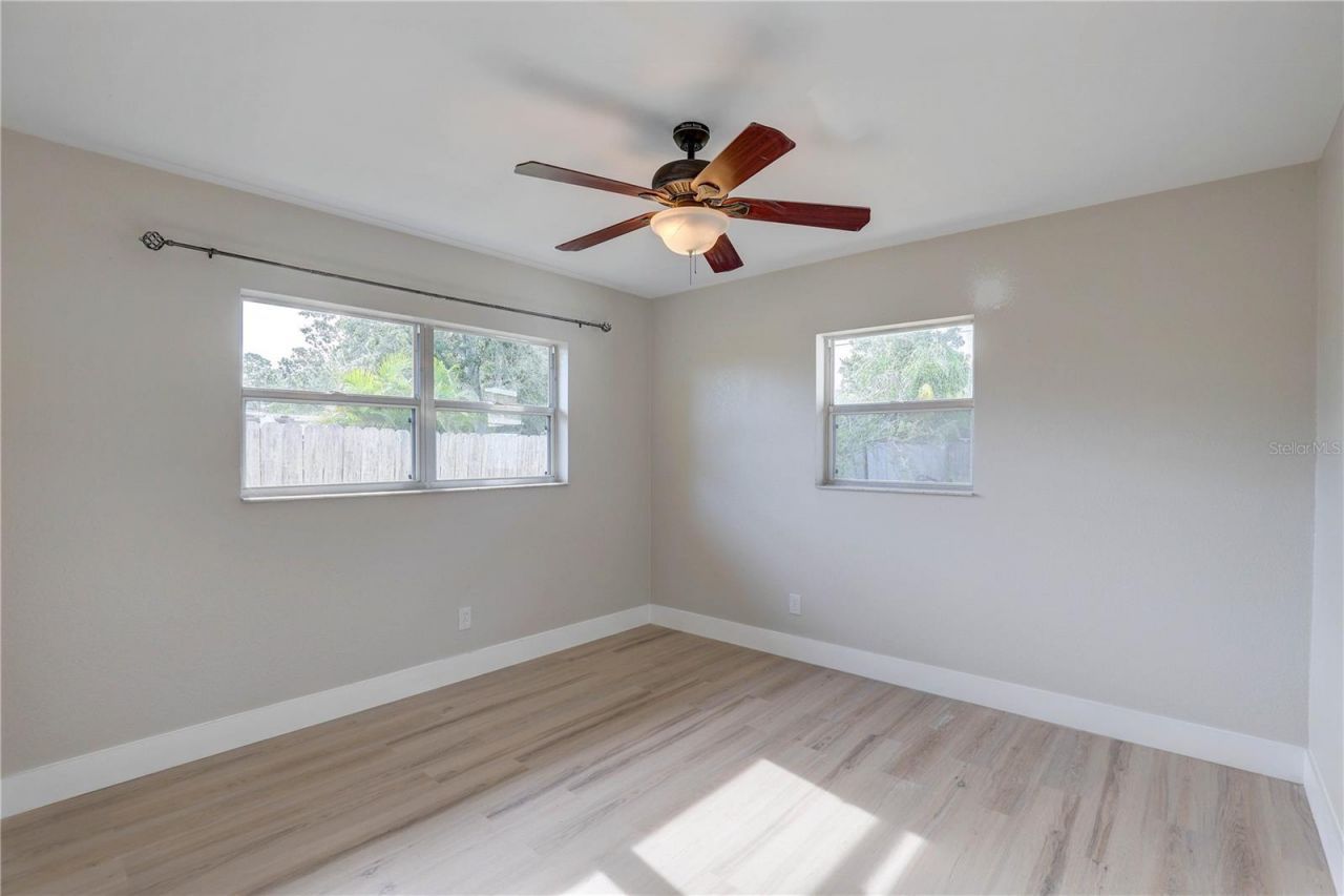 330 83rd Avenue Ne, Saint Petersburg, FL 33702 Photo