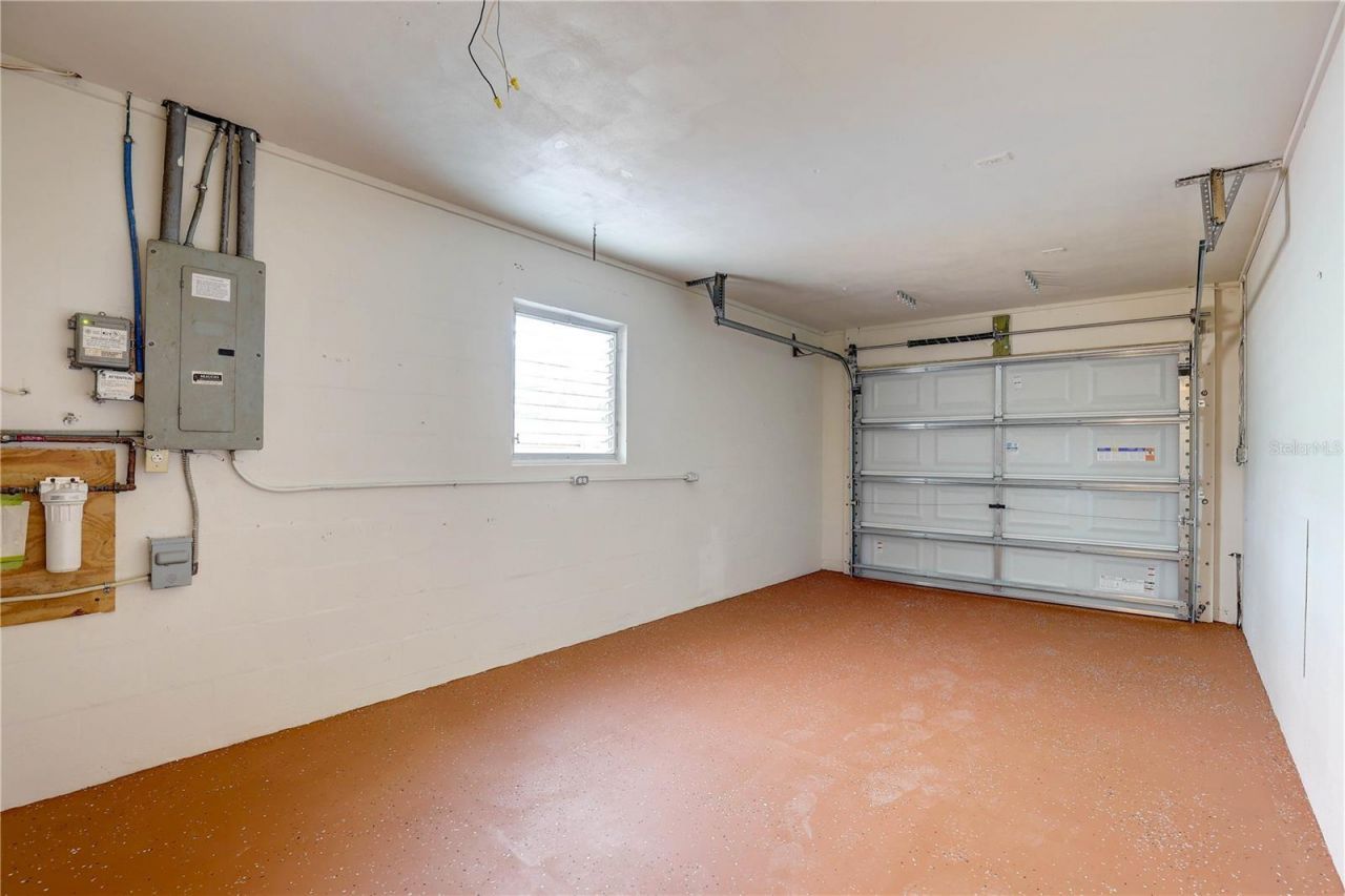 330 83rd Avenue Ne, Saint Petersburg, FL 33702 Photo