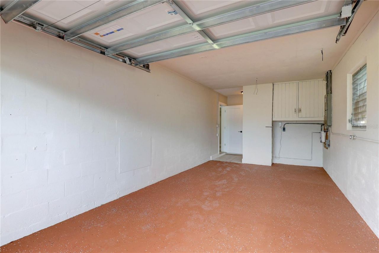 330 83rd Avenue Ne, Saint Petersburg, FL 33702 Photo