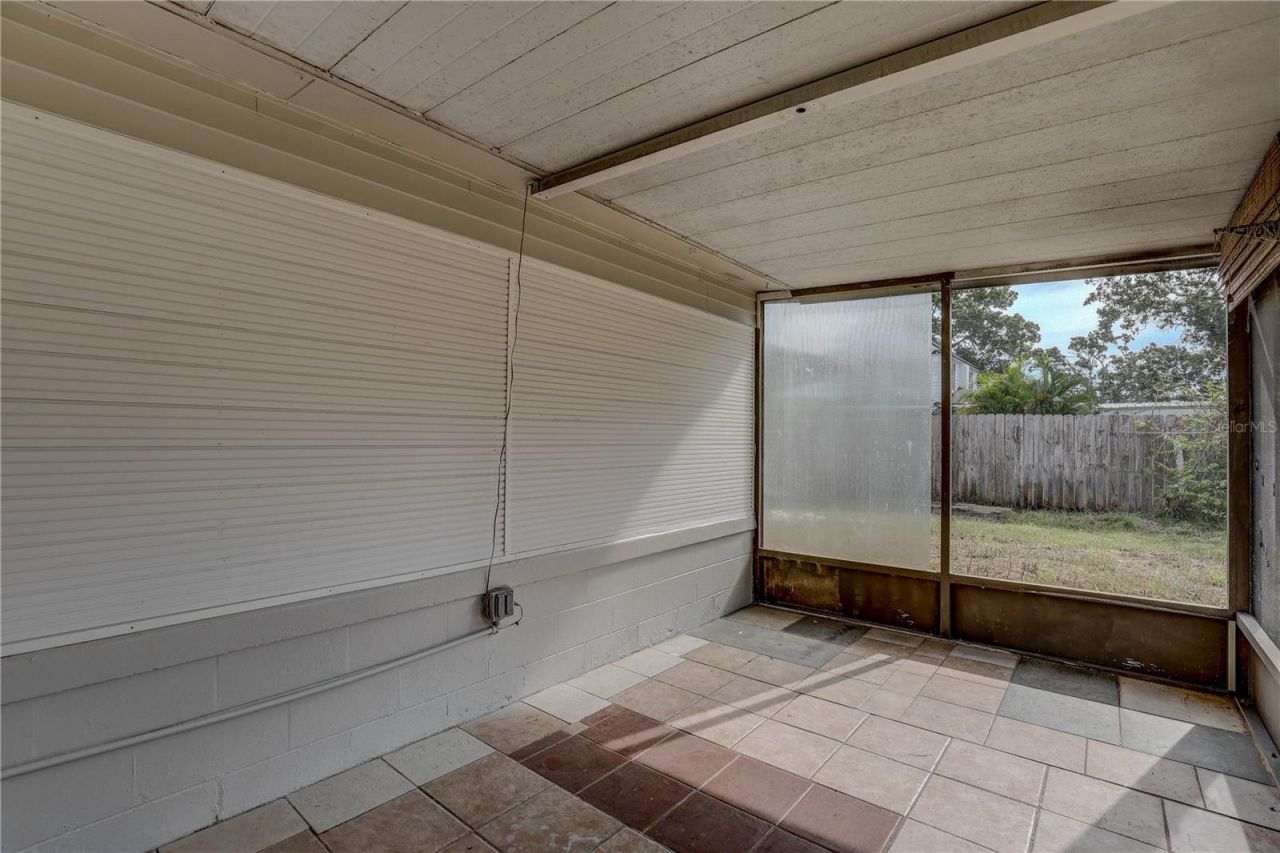 330 83rd Avenue Ne, Saint Petersburg, FL 33702 Photo