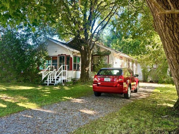 205 Nickle Plate Avenue, Valparaiso, IN 46383