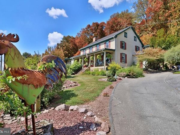 2145 OLD LANCASTER PIKE, REINHOLDS, PA 17569