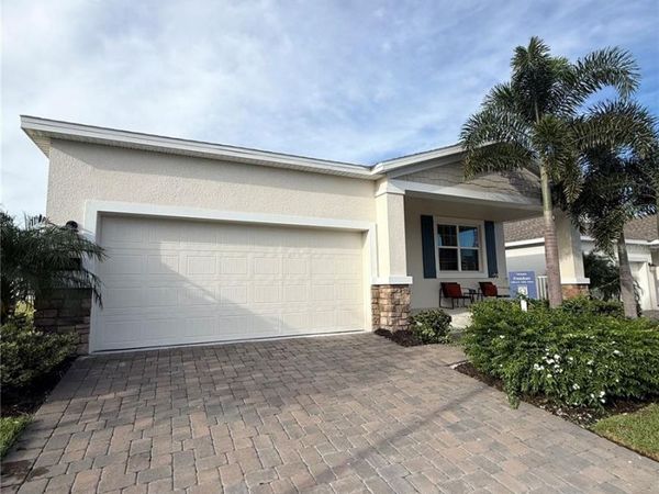 2396 VOLUNTEER AVENUE, KISSIMMEE, FL 34744