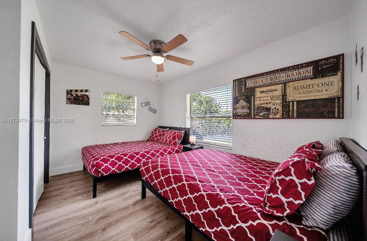 521 W Evanston Cir, Fort Lauderdale, FL 33312 Photo