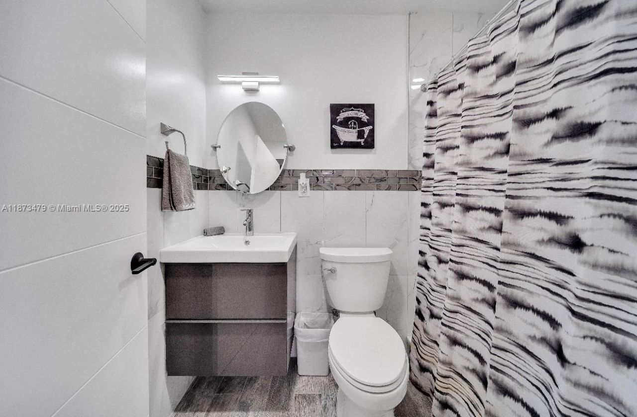 521 W Evanston Cir, Fort Lauderdale, FL 33312 Photo