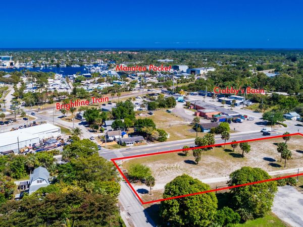 4878 SE Commerce Avenue, Stuart, FL 34997